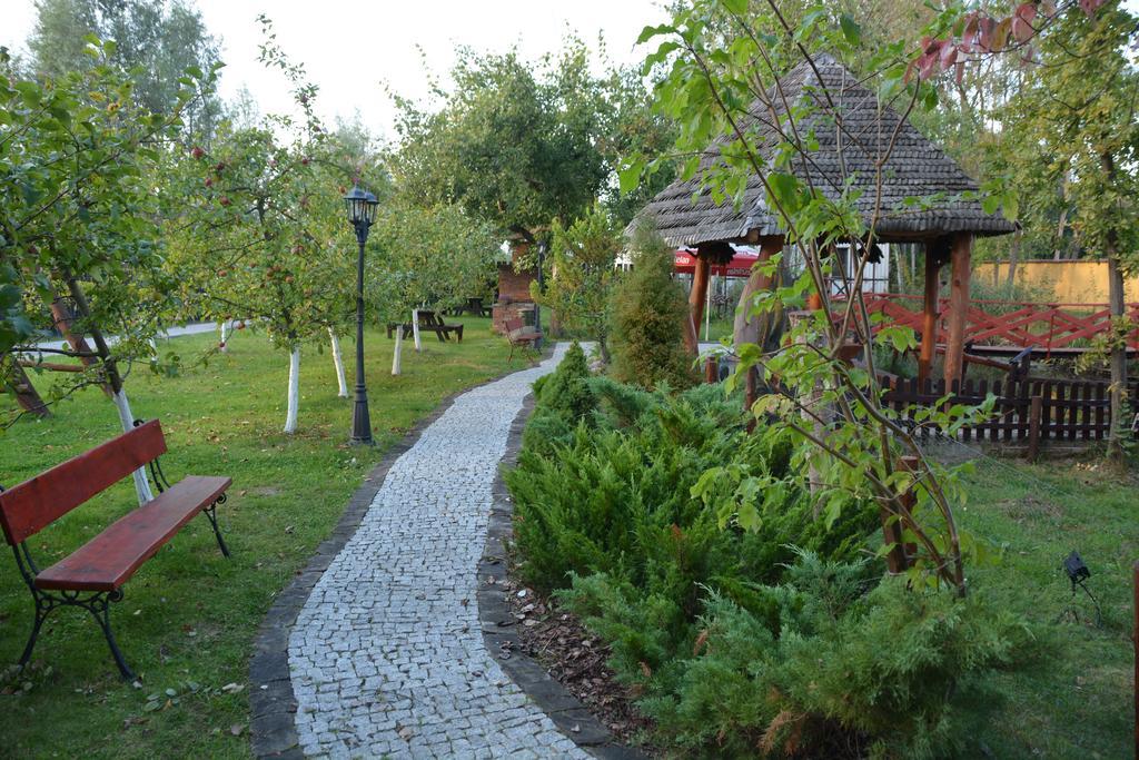Hotel Stawisko Klaudyn Buitenkant foto