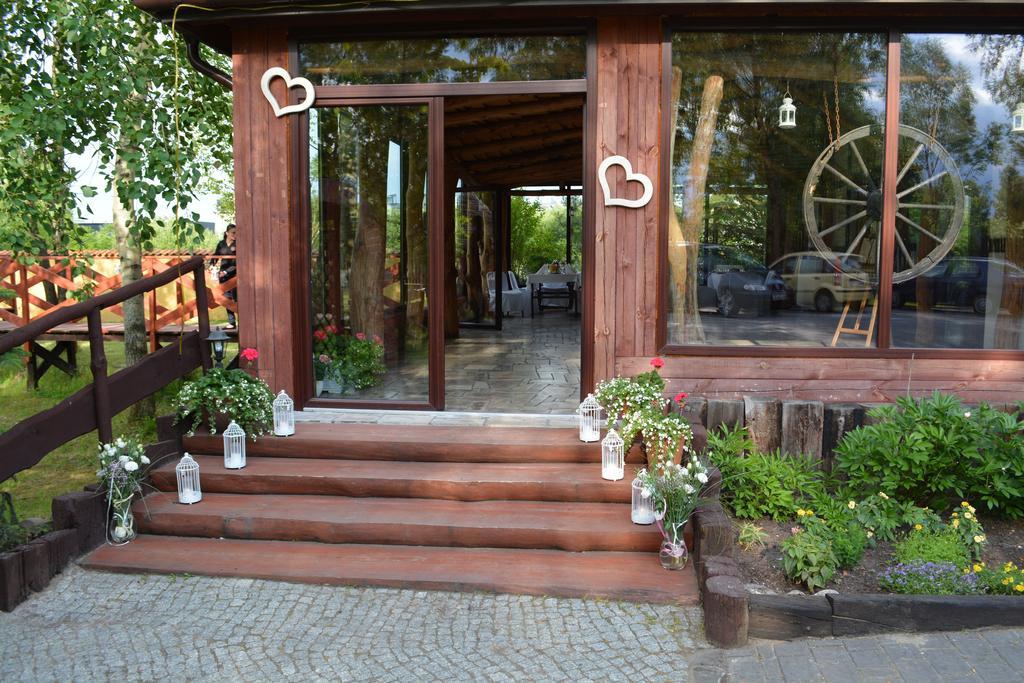 Hotel Stawisko Klaudyn Buitenkant foto